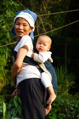 How to Exercise Safely with a Baby Carrier