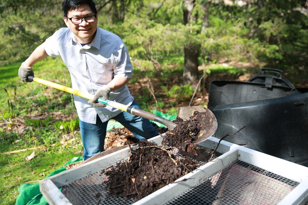 How to Start Composting: A Mom’s Guide