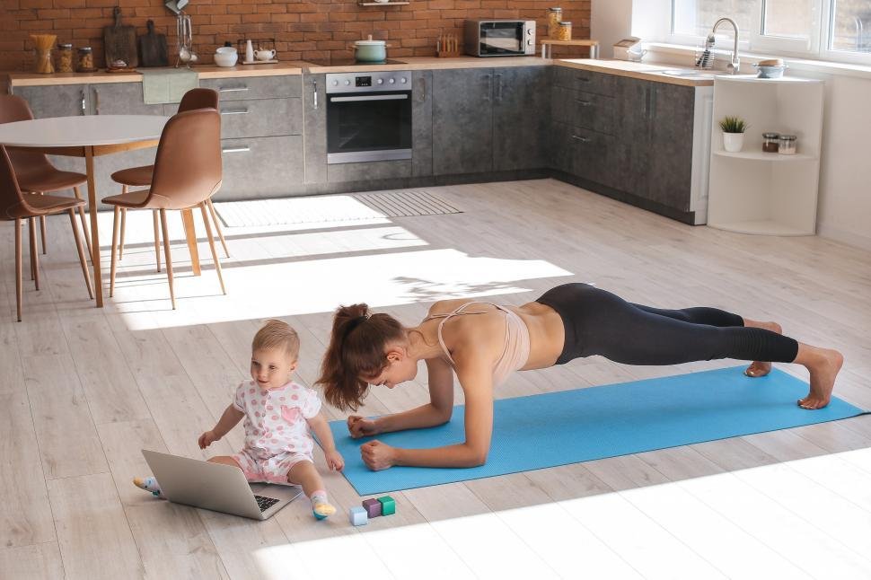 The Benefits of Mom & Baby Workouts for Cognitive Development