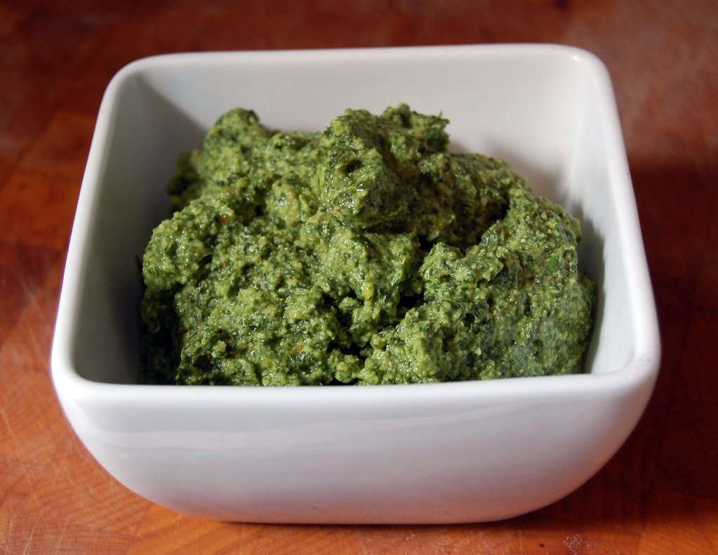 - Unlock⁢ the Flavors: ⁤How‌ to Make the Best Pesto Sauce ⁤for Pork Chops