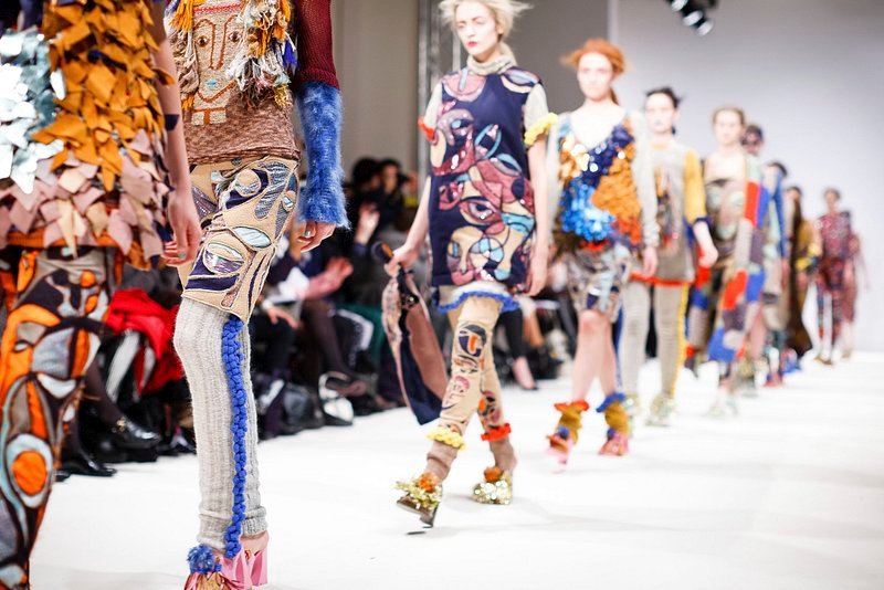Heading 1: Striking the Perfect‌ Balance: Fashion and Professionalism ​in Workwear