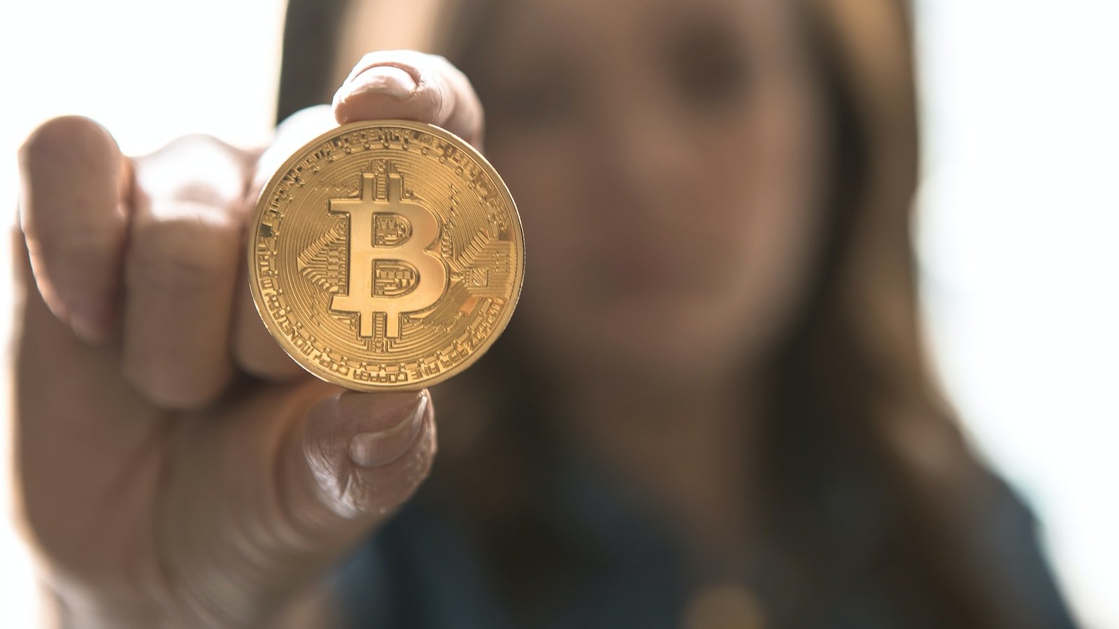 Understanding Cryptocurrency: A Simplified Explanation for Moms