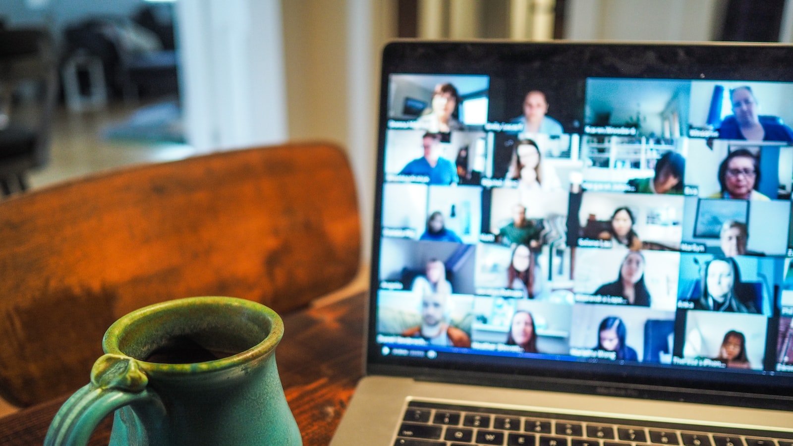 Creating a Safe Online Environment for⁣ Mothers and Their ​Families