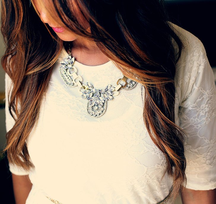 Elevate Your Look: ⁢Styling Accessories with⁤ Crop Tops
